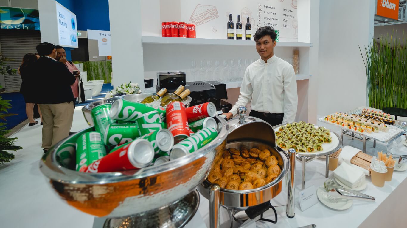 Coca Cola 330ml, Sprite 330ml, Chicken Mushroom Pies